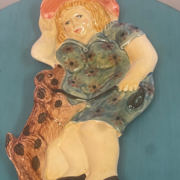 VINTAGE CERAMIC WALL DECOR OR SPOON REST MADE IN ITALY CUTE LADY WITh dog - Picture 2 of 6